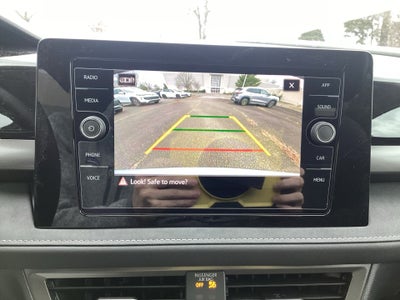 2026 Volkswagen Taos SE Black