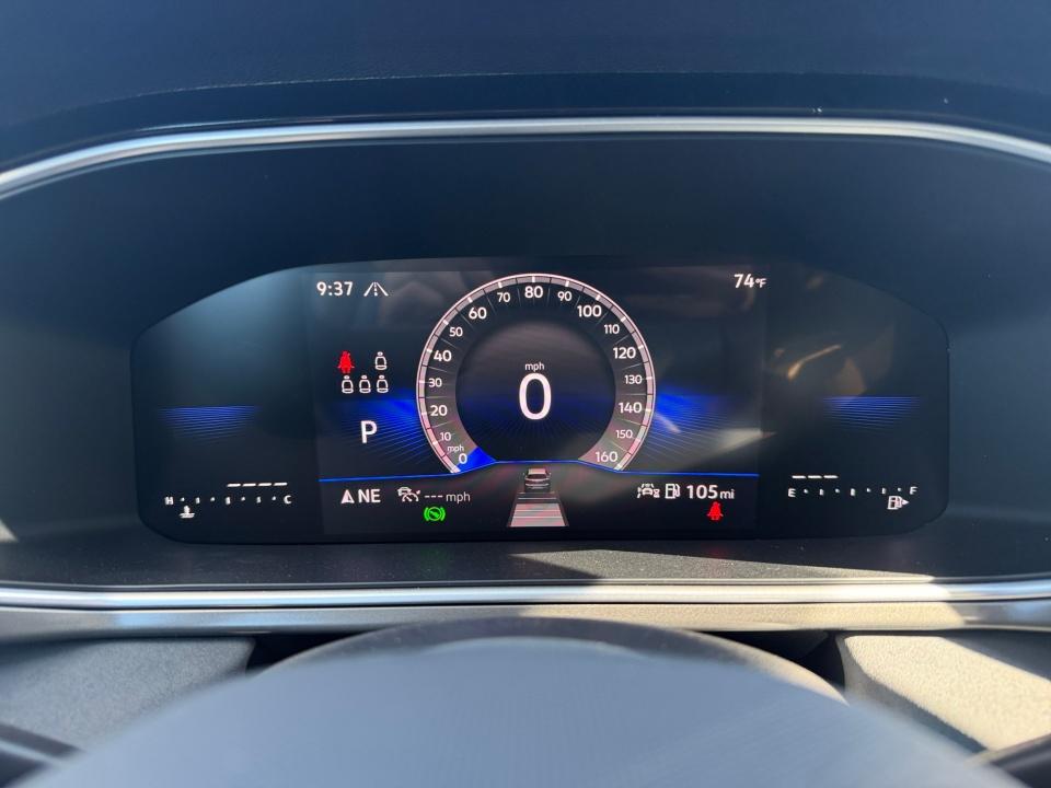 2027 Volkswagen Taos SE Black