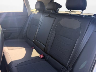 2027 Volkswagen Taos SE Black