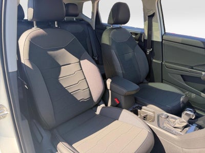 2027 Volkswagen Taos SE Black