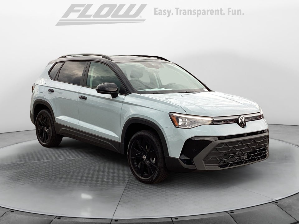 2026 Volkswagen Taos SE Black