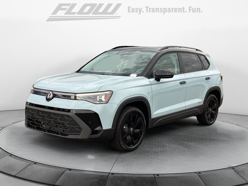 2026 Volkswagen Taos SE Black
