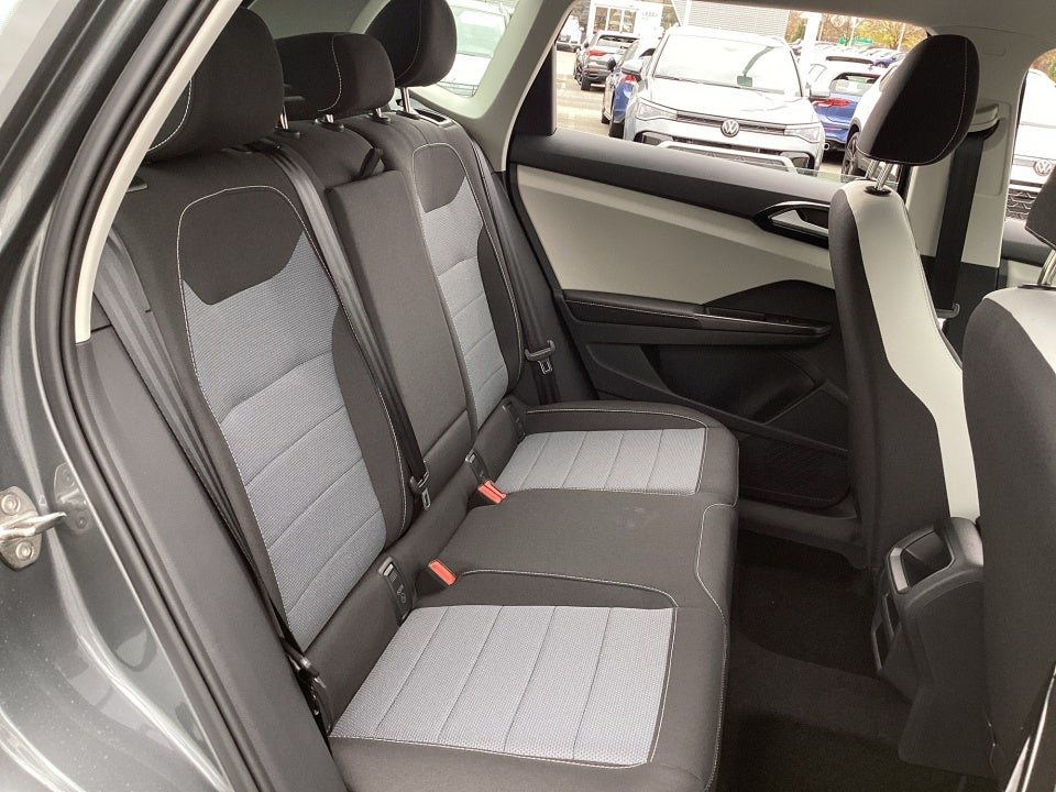 2026 Volkswagen Taos S