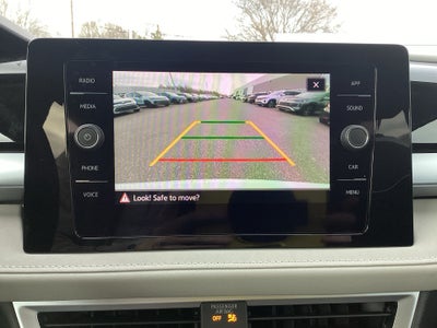 2026 Volkswagen Taos SE