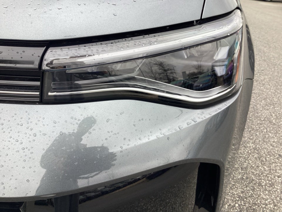 2026 Volkswagen Taos SE