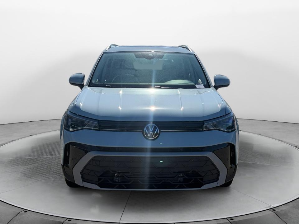 2027 Volkswagen Taos SE