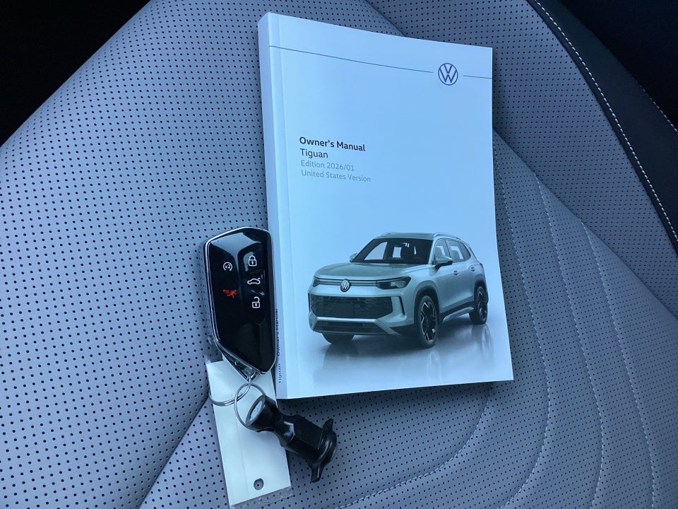 2026 Volkswagen Tiguan SE R-Line Black