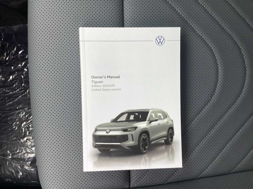 2026 Volkswagen Tiguan SE R-Line Black