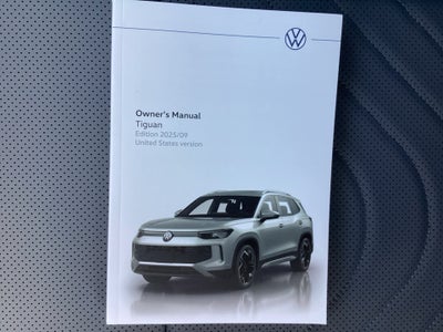 2026 Volkswagen Tiguan SE R-Line Black