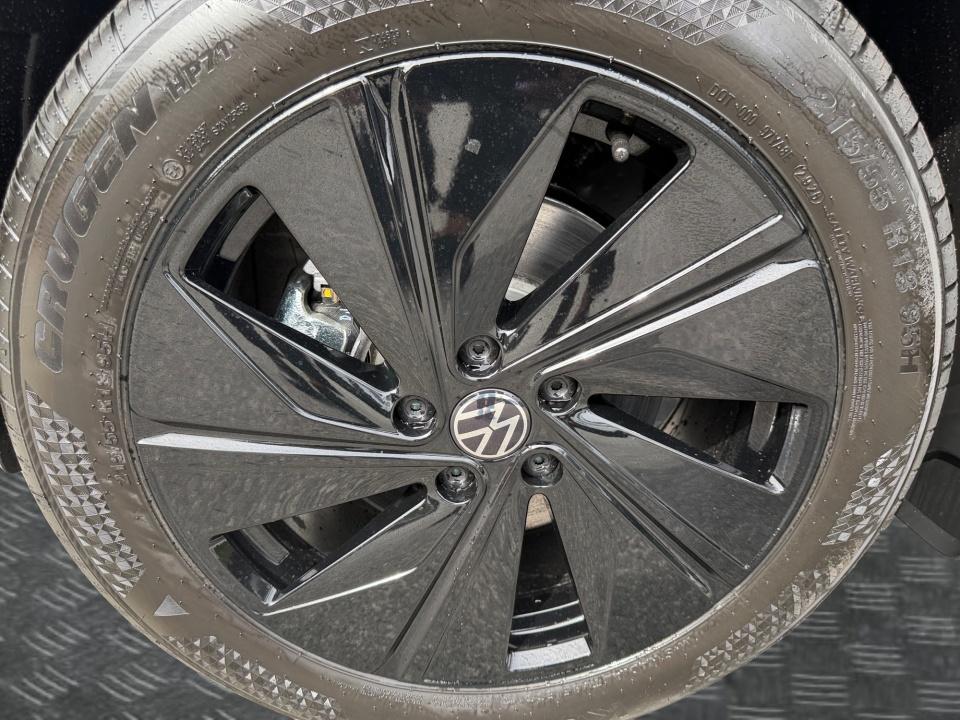 2027 Volkswagen Taos Sport