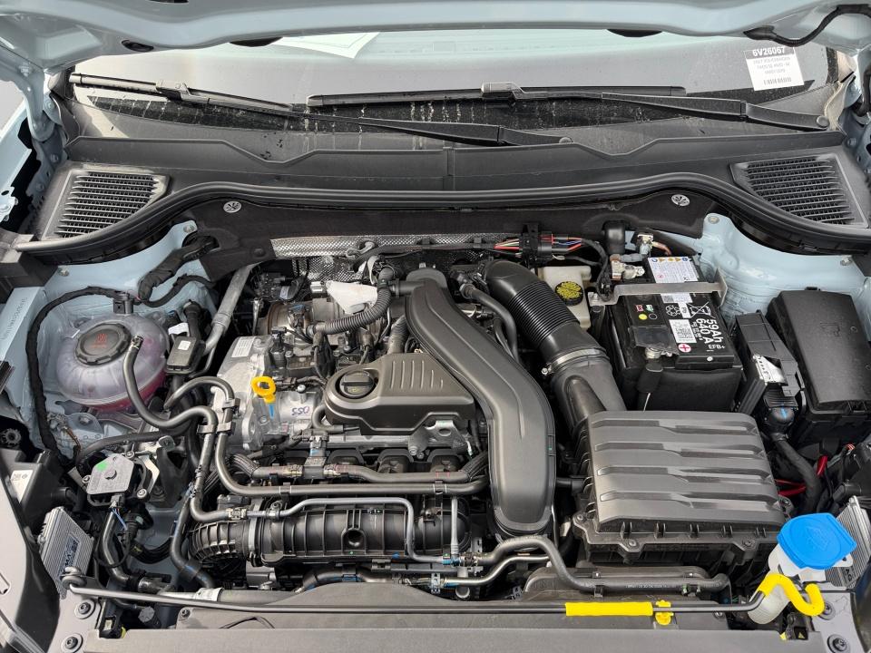 2027 Volkswagen Taos SE