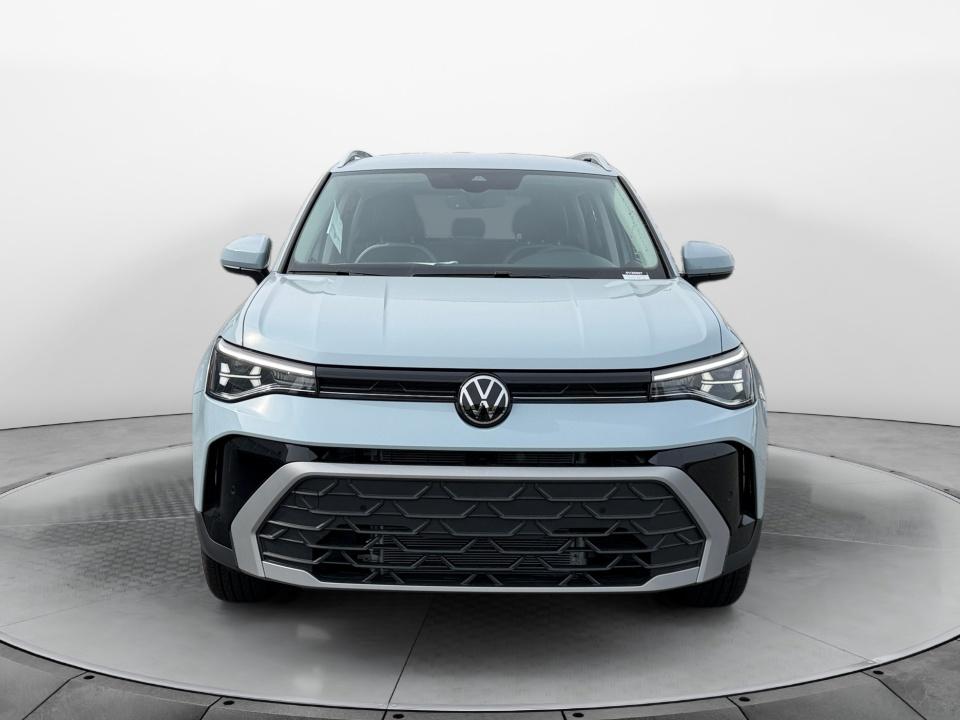 2027 Volkswagen Taos SE