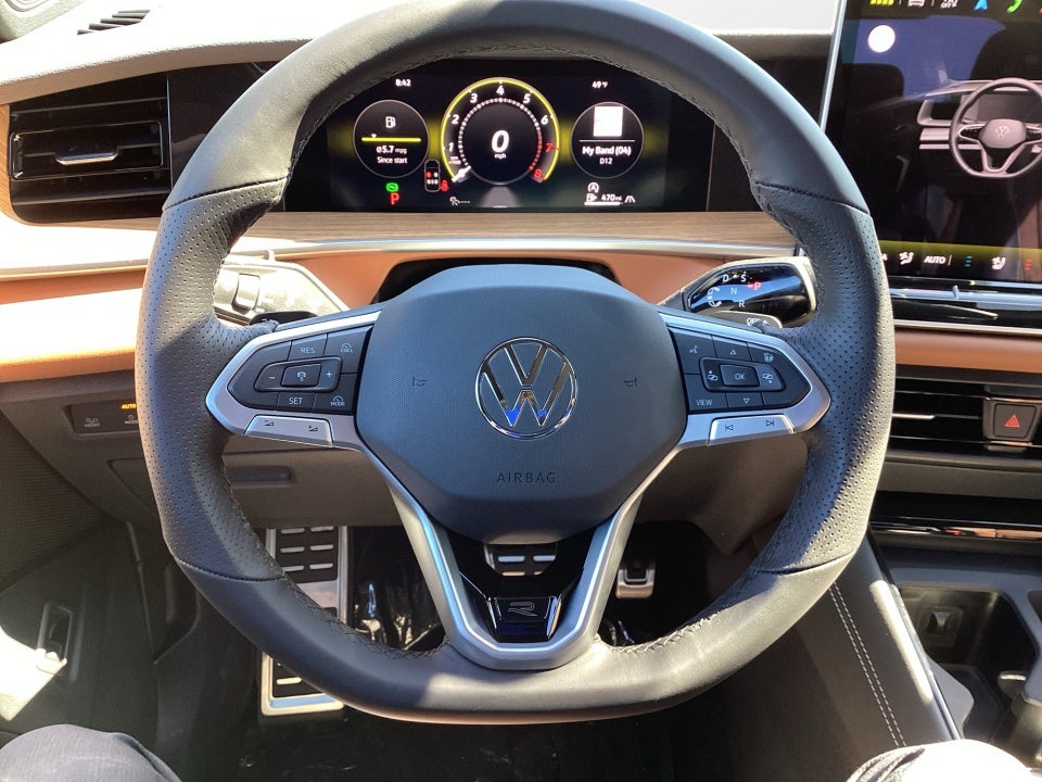 2026 Volkswagen Tiguan SEL R-Line Turbo