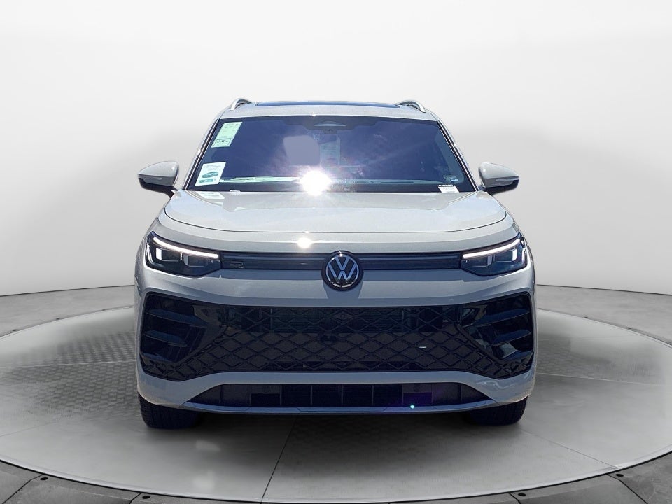 2026 Volkswagen Tiguan SEL R-Line Turbo
