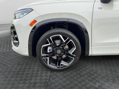 2027 Volkswagen Tiguan SEL R-Line Turbo