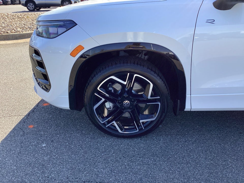 2026 Volkswagen Tiguan SEL R-Line Turbo