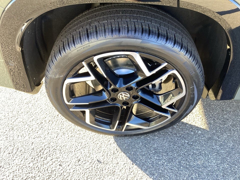 2026 Volkswagen Tiguan SEL R-Line Turbo