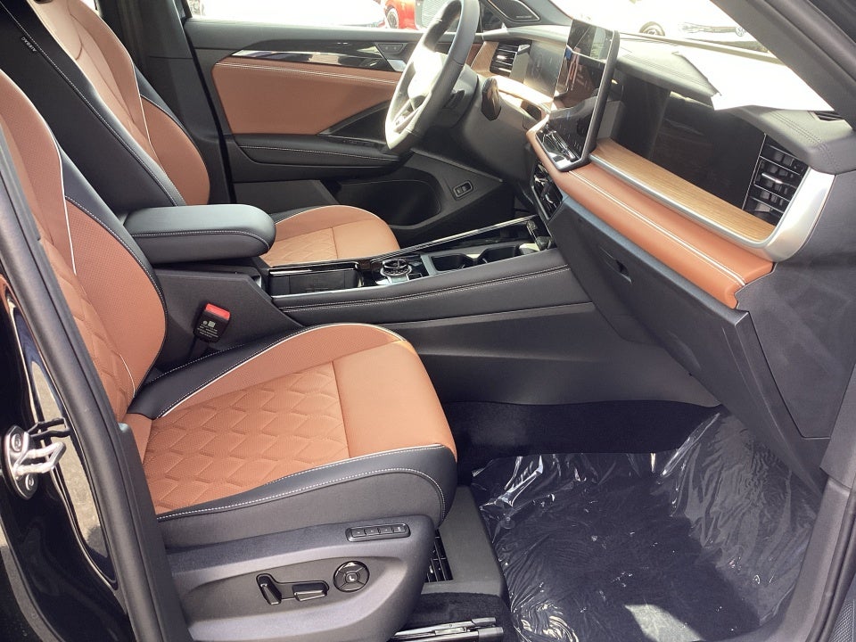 2026 Volkswagen Tiguan SEL R-Line Turbo