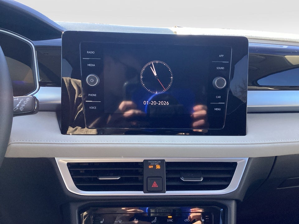 2026 Volkswagen Taos SE