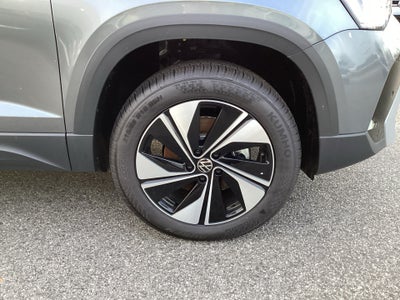 2026 Volkswagen Taos SE