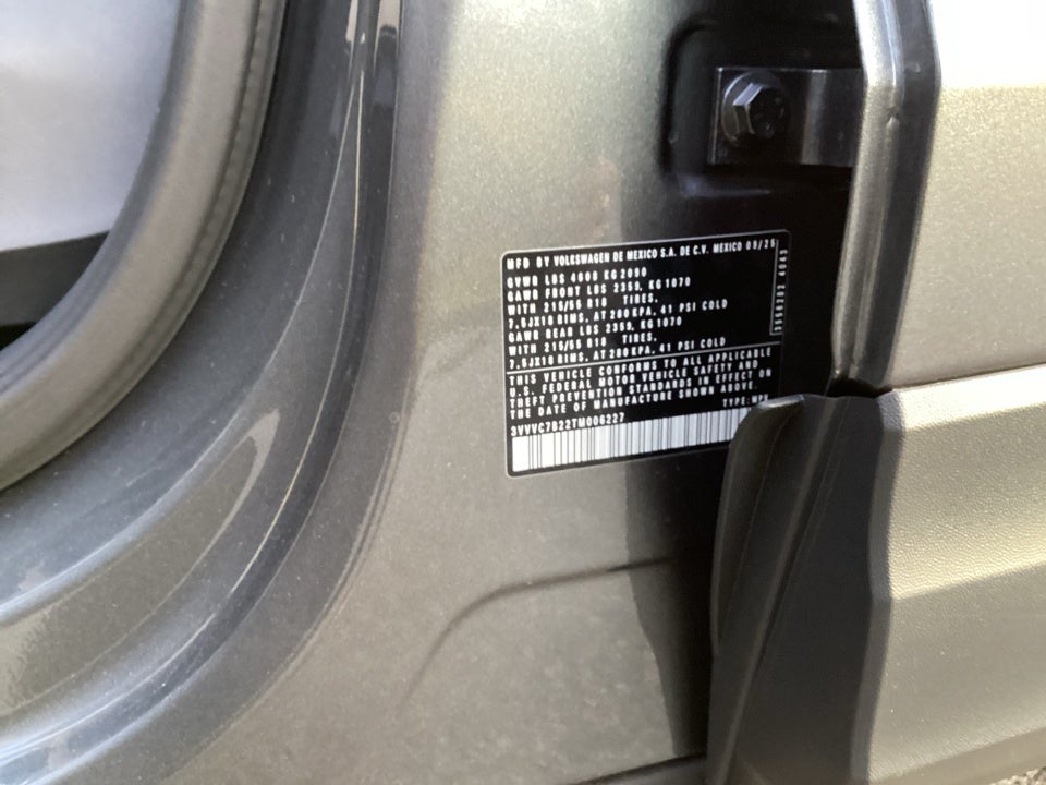 2026 Volkswagen Taos SE