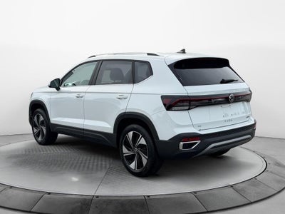 2026 Volkswagen Taos SE