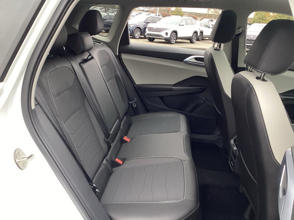 2026 Volkswagen Taos SE