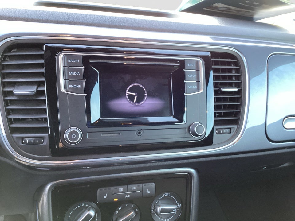 2017 Volkswagen Beetle Convertible 1.8T S