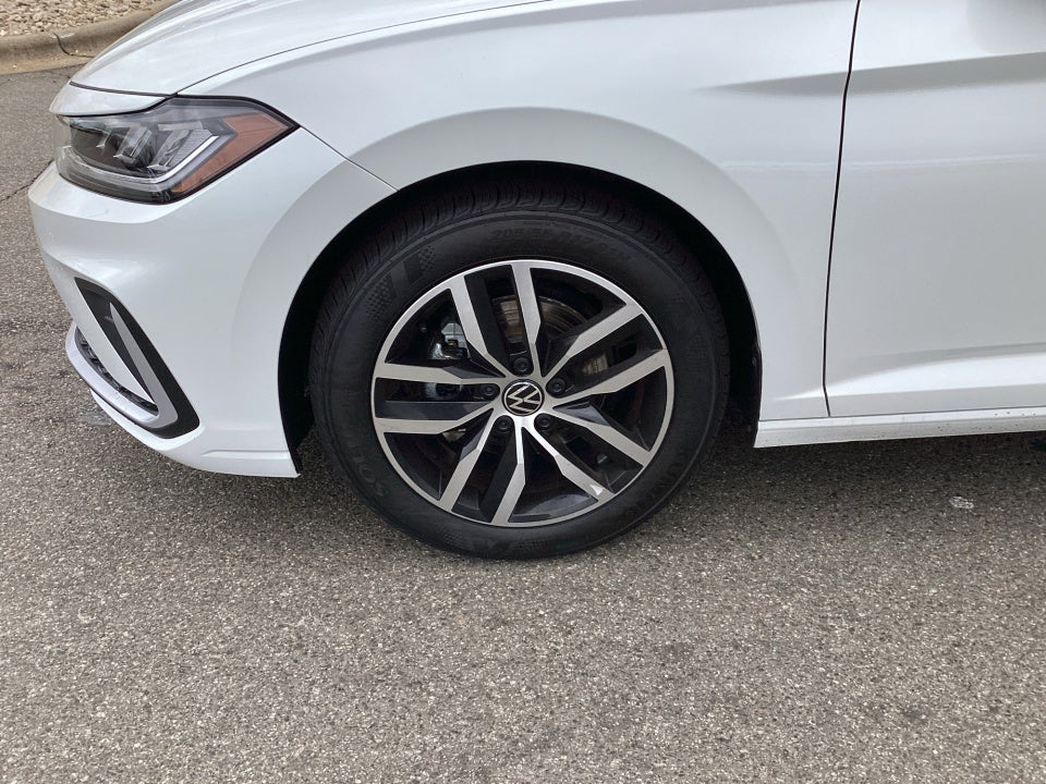 2026 Volkswagen Jetta SE