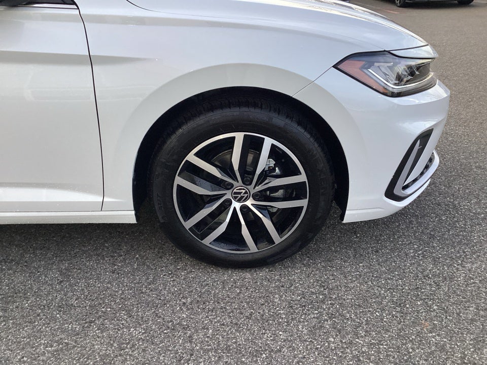 2026 Volkswagen Jetta SE