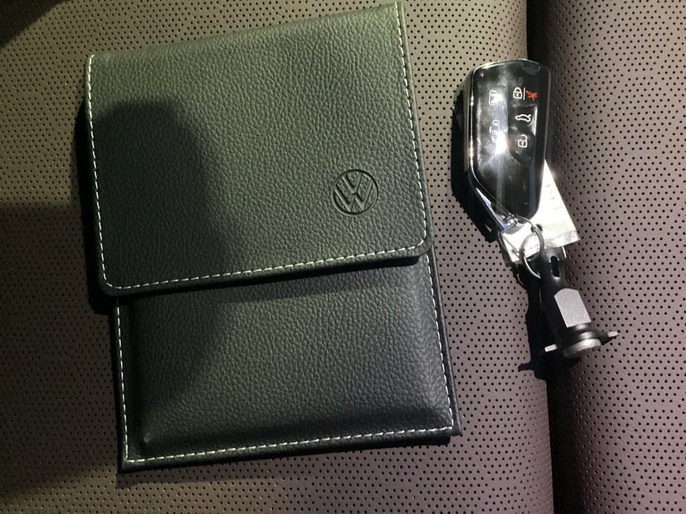 2025 Volkswagen ID. Buzz Pro S