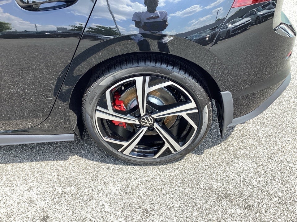 2025 Volkswagen Golf GTI 2.0T SE