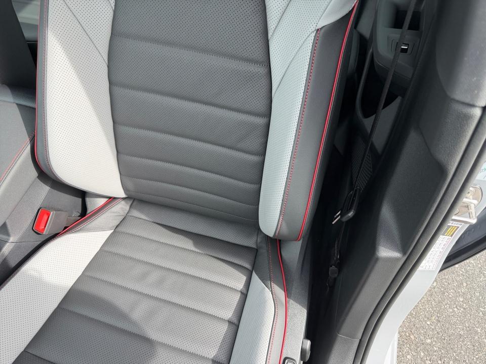2026 Volkswagen Golf GTI SE