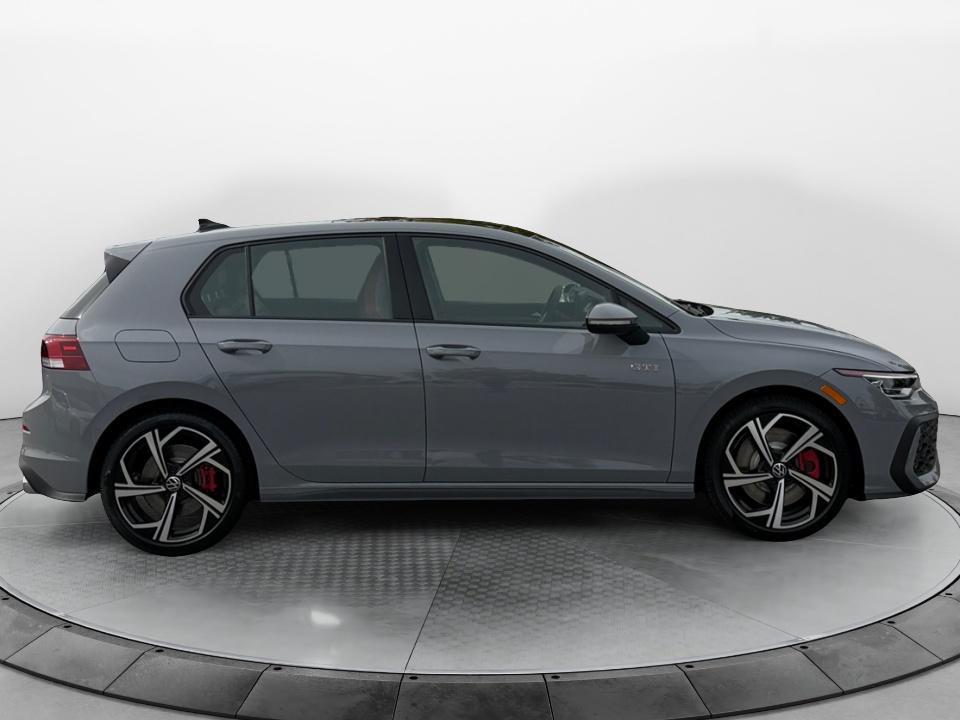 2026 Volkswagen Golf GTI SE