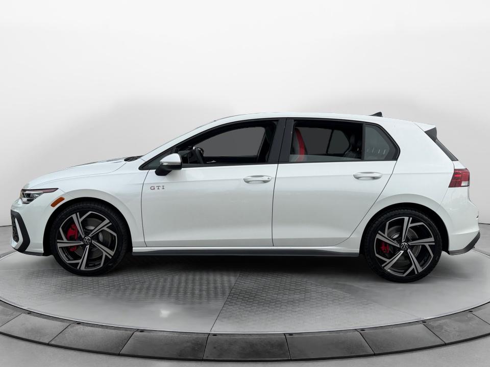 2026 Volkswagen Golf GTI SE