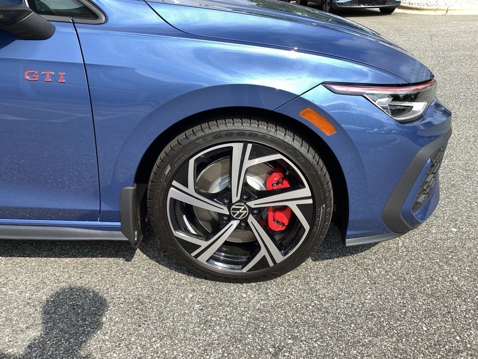 2025 Volkswagen Golf GTI 2.0T SE