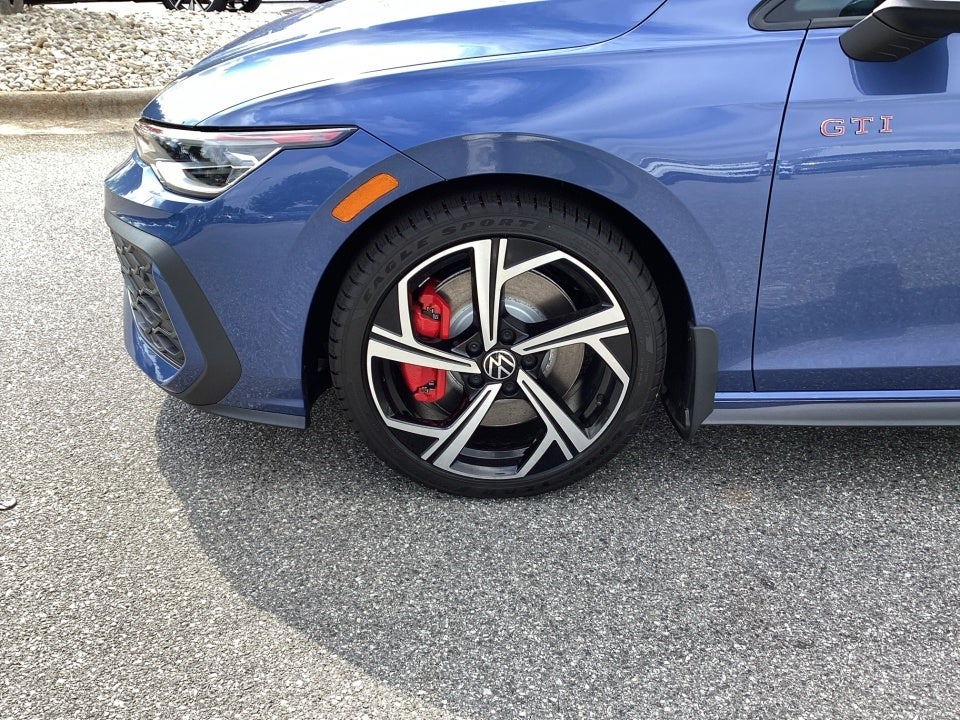 2025 Volkswagen Golf GTI 2.0T SE