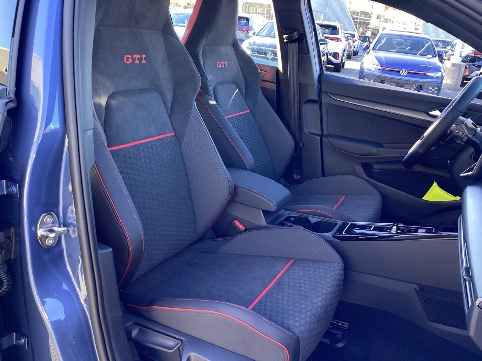 2026 Volkswagen Golf GTI SE