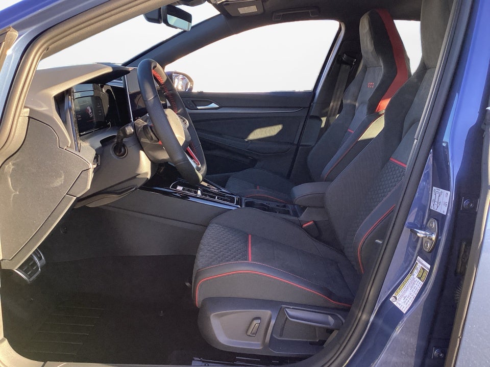 2026 Volkswagen Golf GTI SE