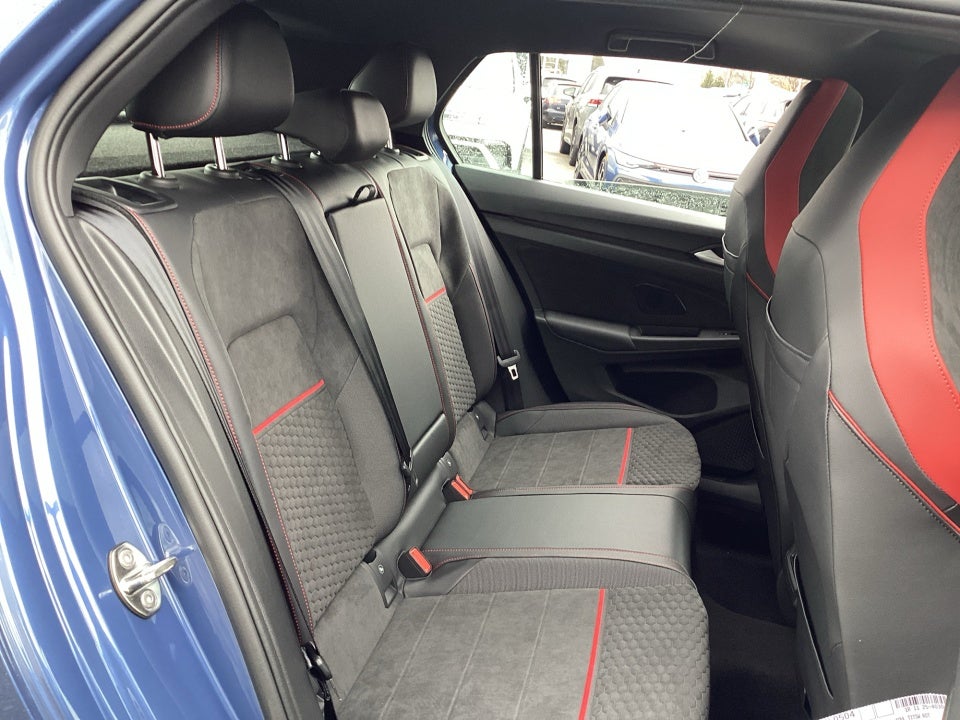 2026 Volkswagen Golf GTI SE