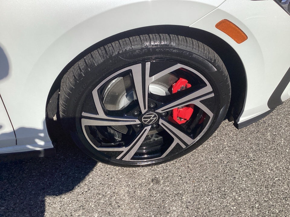 2026 Volkswagen Golf GTI SE