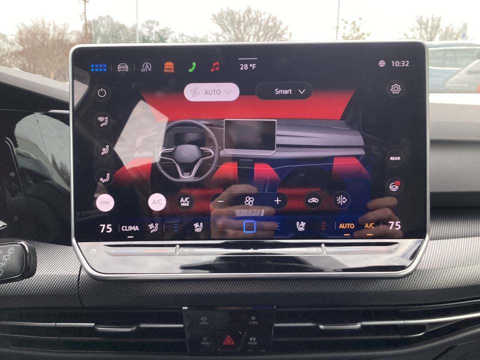 2025 Volkswagen Golf GTI 2.0T Autobahn