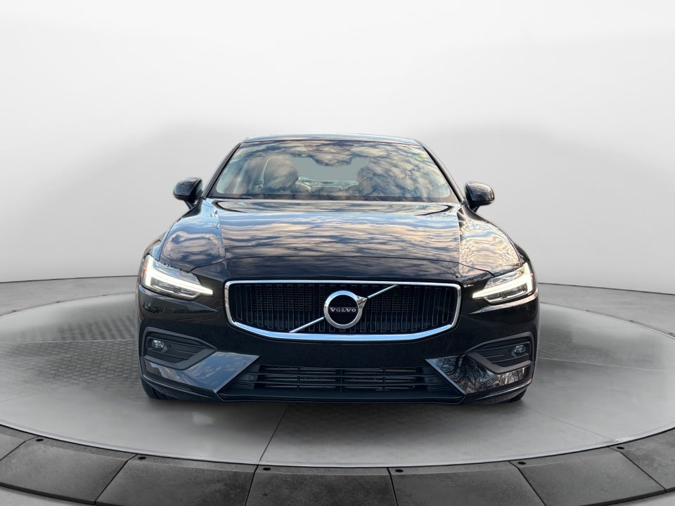 2021 Volvo S60 T5 Momentum