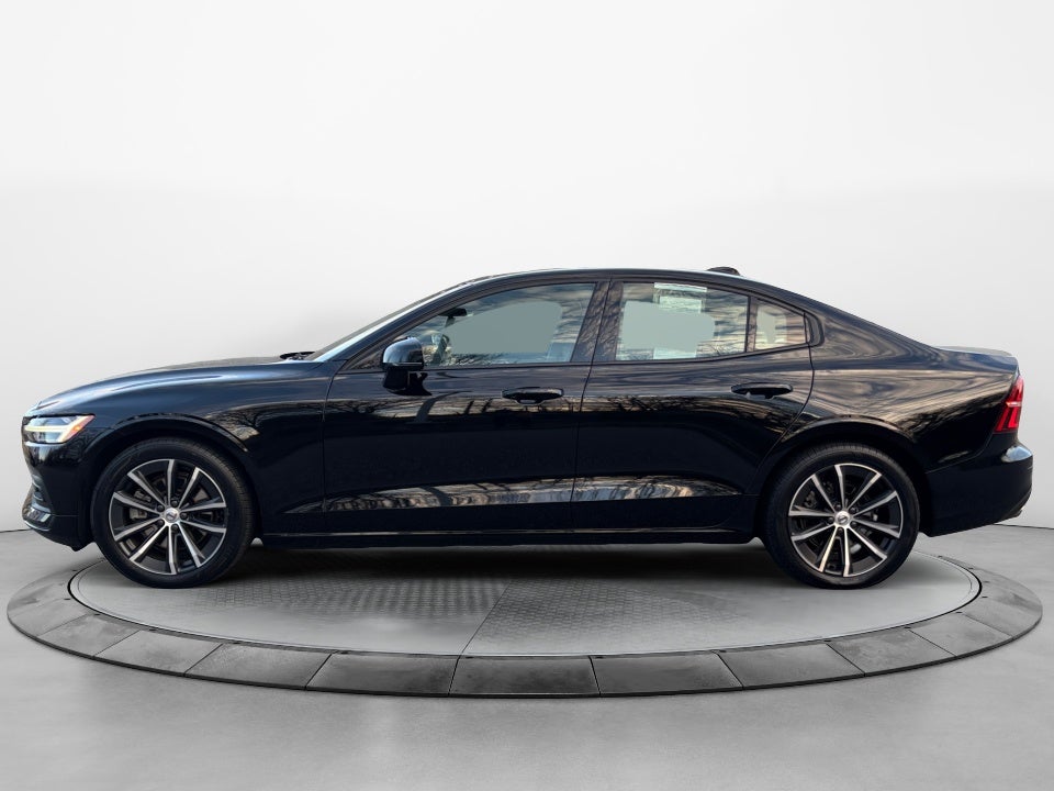 2021 Volvo S60 T5 Momentum