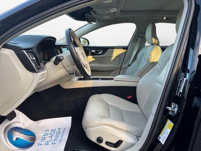 2021 Volvo S60 T5 Momentum