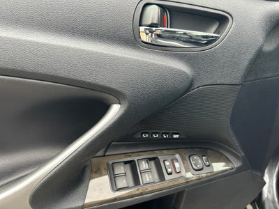 2011 Lexus IS 250C 2dr Conv Man