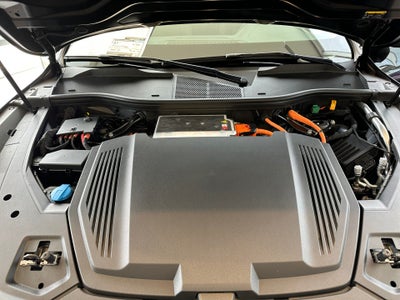 2024 Audi Q8 e-tron Premium Plus