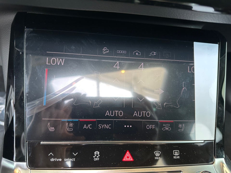 2024 Audi Q8 e-tron Premium Plus