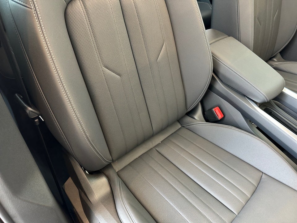 2024 Audi Q8 e-tron Premium Plus
