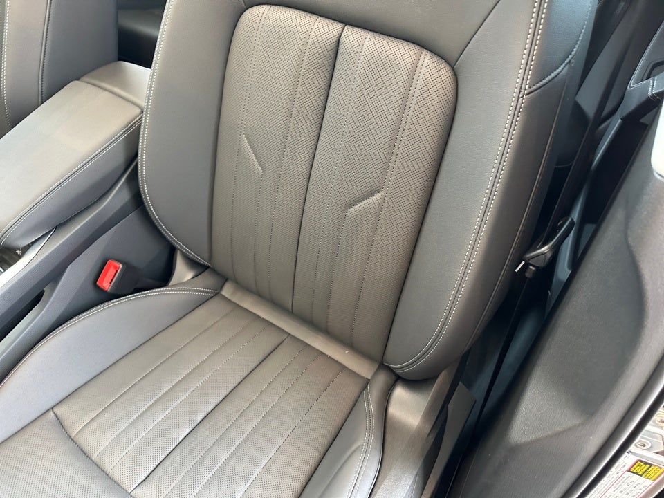 2024 Audi Q8 e-tron Premium Plus